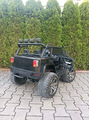 Kinderauto  Bild 3