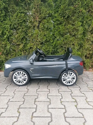 Kinderauto  Bild 4