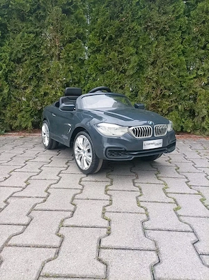 Kinderauto 