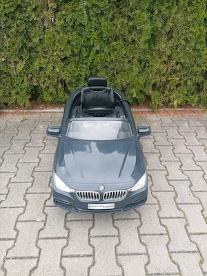 Kinderauto  Bild 3