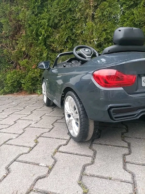 Kinderauto  Bild 9