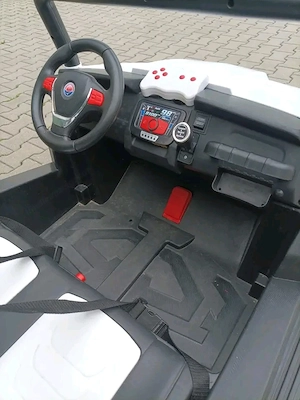 Kinderauto  Bild 7