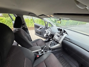 Toyota Verso 2,0 D-4D Bild 7