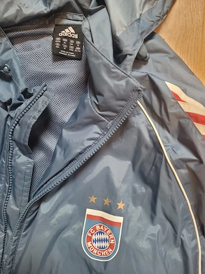 FC Bayern Regenjacke XL Bild 2