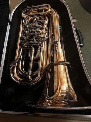 B-Tuba Cerveny CBB 783 (Goldmessing) Bild 6