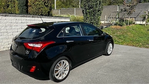 Hyundai i30 1.4crdi Limousine Bild 3