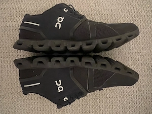 On CLOUD 6 Warerproof Schuhe Training Bild 3