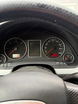 Audia A4 2.0 TDI Bild 4