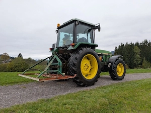 John Deere 2850 Allrad | 40 km h Getriebe | 86 PS | Kabine | fahrbereit Bild 3