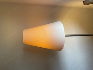 Stehlampe gebürsteter Metallfuss