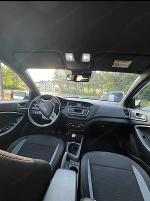 Hyundai i20 Bild 2