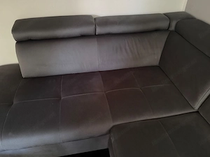 Couch zu verkaufen mit Schlaffunktion und Stauraum!!! Bild 4