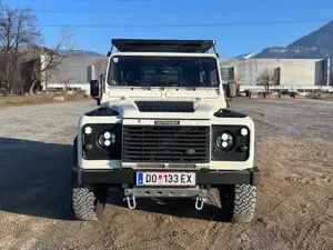 Land Rover Defender 90 TD5 Bild 3
