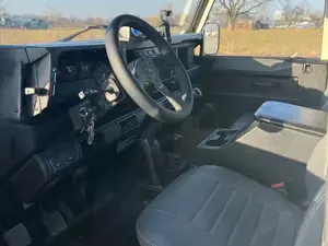 Land Rover Defender 90 TD5 Bild 2