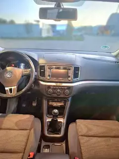 VW Sharan 7N 2.0 TDI 4-Motion Bild 2