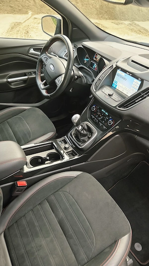Ford Kuga ST-Line (Black Edition) Bild 6