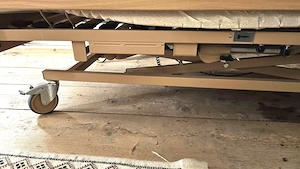 Kranken - Pflegebett Bild 2