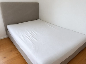 Bett, grau, inkl. Matratze wenn gewollt