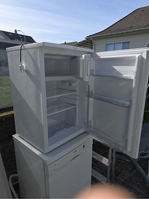 Kühlschrank mit Gefrierfach Bild 2