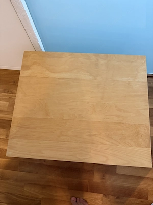 Tisch auf Rollen Bild 3