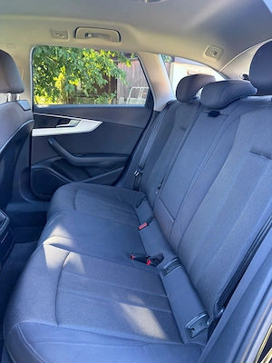 Audi A4 Kombi Super Zustand  Bild 9