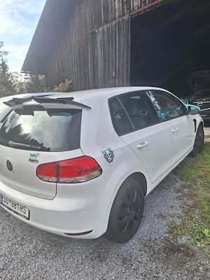 6 Golf weiß  Bild 2