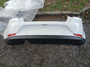 eine hintere  SEAT Ibiza  Bild 2