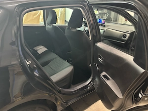 Toyota Yaris 1.0 Active Bild 7