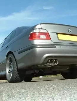 BMW 5er E39 Heckstoßstange M5 Design - Double Outlet + PDC Bild 6