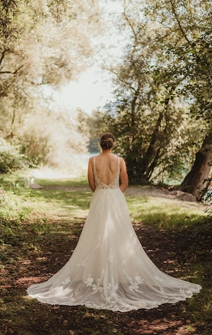 Brautkleid  Bild 2