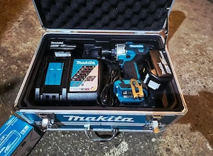 Makita und die Schrauben  Bild 2