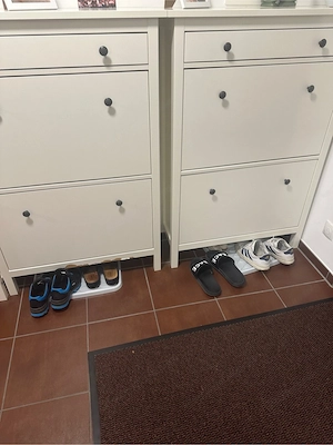 Vorzimmer-Set in Weiß   2 Schuhschränke, Sitzbank & Garderobe Bild 5