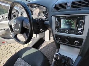 Verkaufe Skoda Octavia 1.6 TDI Bild 5