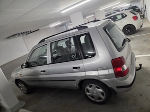 Mazda Demio 1.5i 128.000km Bild 3
