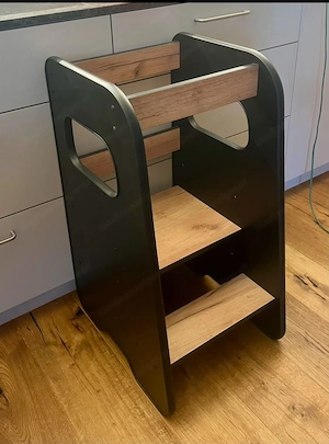 Lernturm; 3-fach höhenverstellbar | Schwarz Eiche | kindersichere Gummikanten | Anti-Kipp-Form