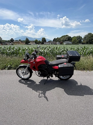 BMW F 650 GS rot  Bild 3