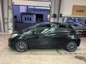 Toyota Yaris 1.0 Active Bild 5
