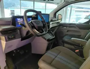 Ford Tourneo Custom Bild 7
