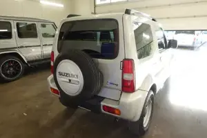 Suzuki Jimny Bild 18