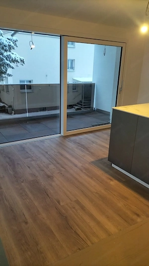 Vermiete schöne 2 Zimmerwohnung Bild 4