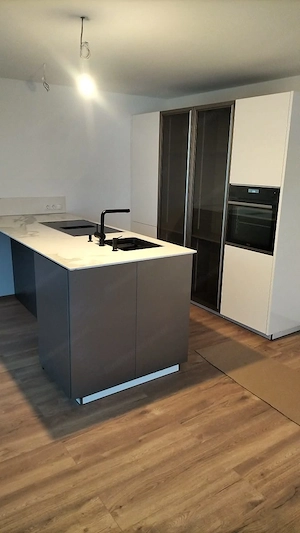 Vermiete schöne 2 Zimmerwohnung Bild 3