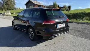 VW Golf Bild 6