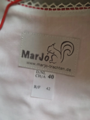 Wunderschönes hellrotes Dirndl zu verkaufen Bild 5