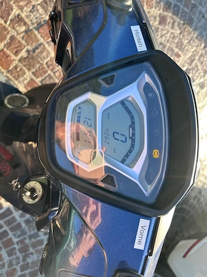 Kymco New people S- Kleinmotorrad  Bild 3
