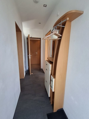 Möblierte 3-Zimmer-Wohnung mit Terrasse und Carport in Thüringerberg zu vermieten Bild 6