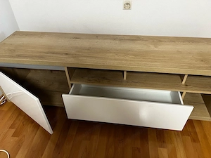 TV Kasten  Bild 2