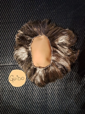 Perücken und auch Helme !! Bild 4