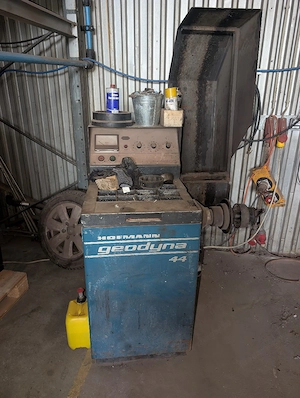 Reifen Räder Wuchtmaschine