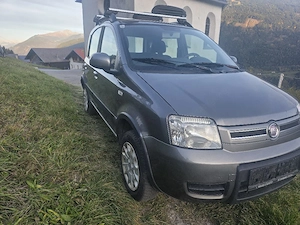 Fiat  Panda  1.2   4 4 mit Pickerle  Bild 3