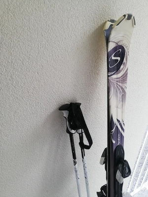 Ski mit Skistöcken von Salomon  Bild 2